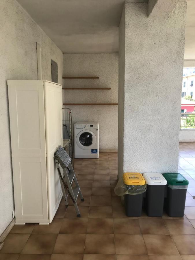 Blue Shades Apartment Bordighera Exterior photo